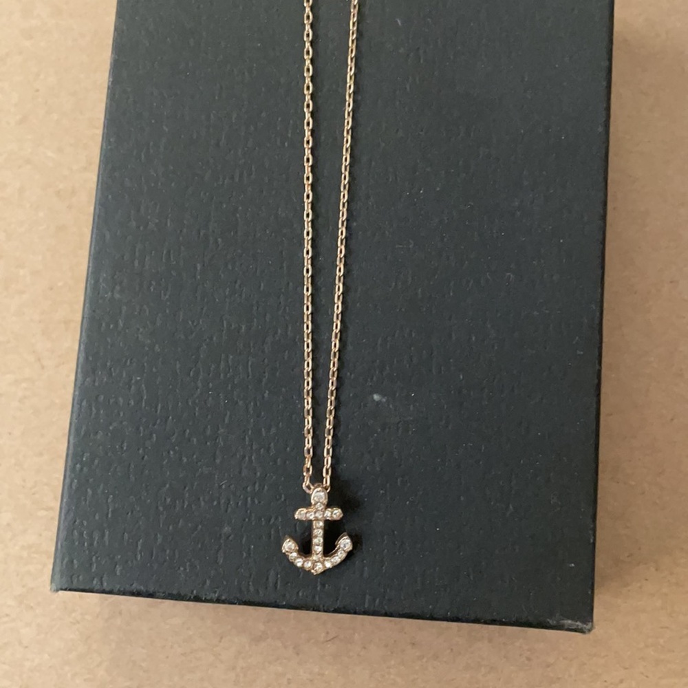 Anchor Gold plated necklace - Picture 2 of 3